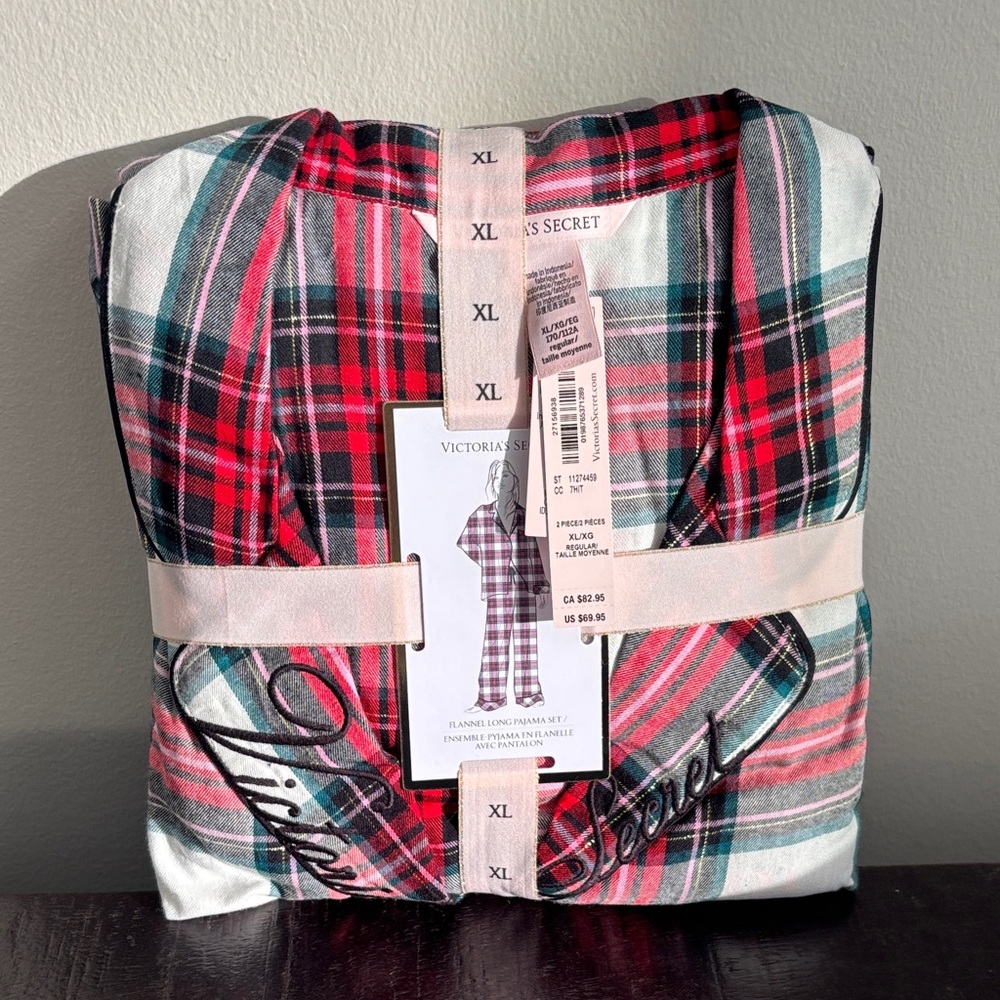 Victoria’s Secret Flannel Pajama Set